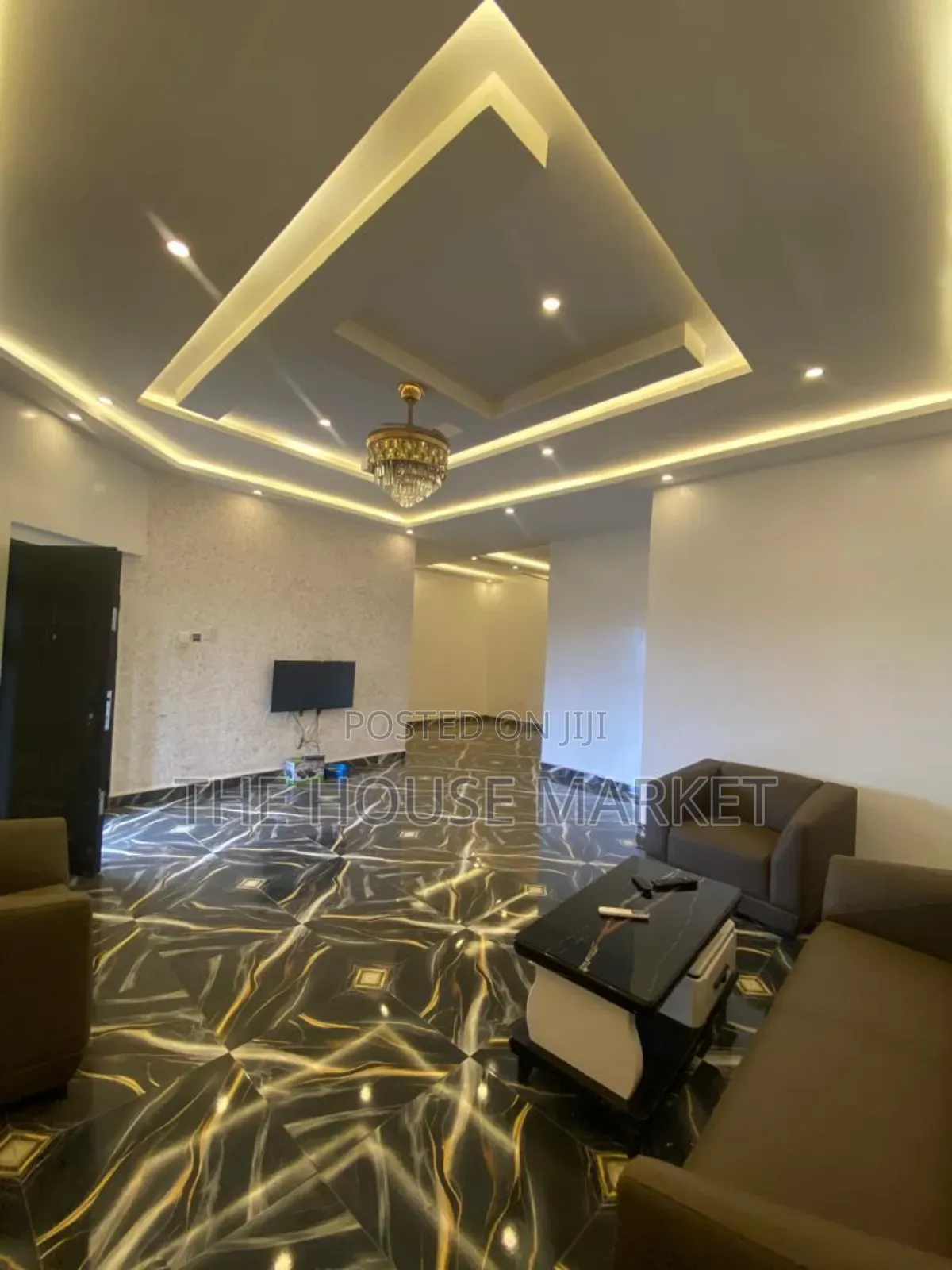 Furnished 2bdrm House in Dvla New Site, Tarkwa Nsuaem for rent in Tarkwa Nsuaem