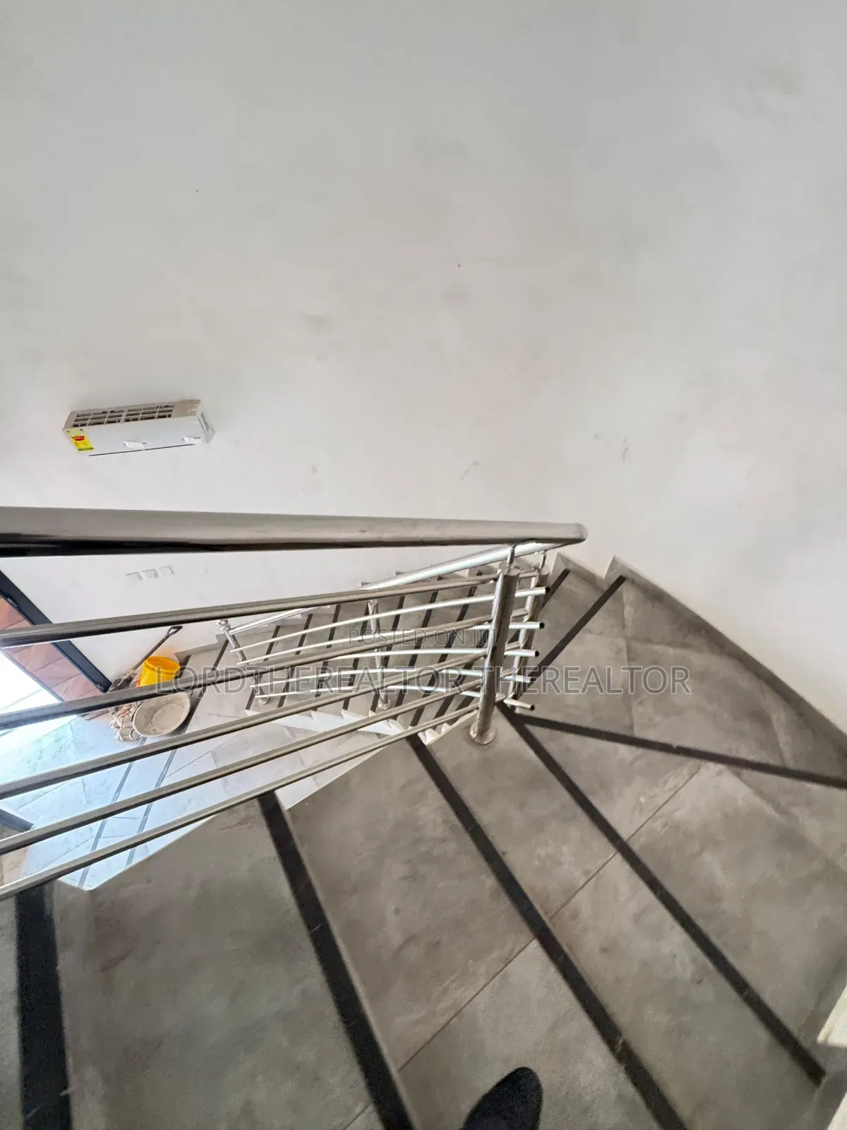 4bdrm Duplex in Pokuase for rent in Pokuase