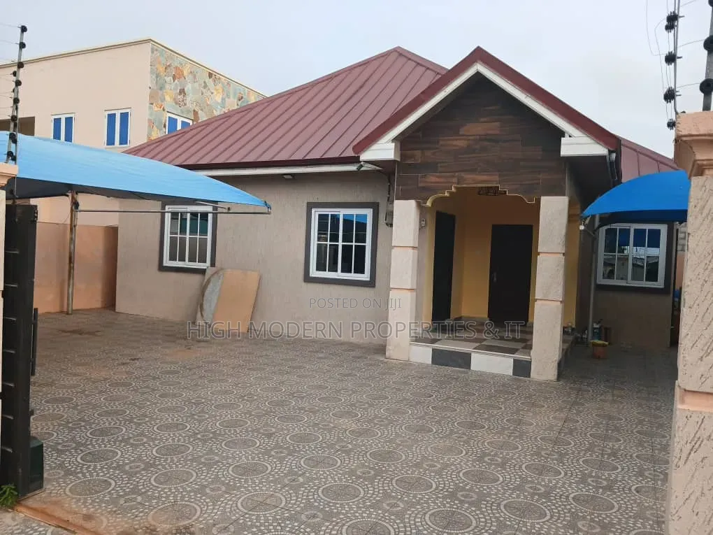 3bdrm House in Lashibi, Teshie for rent in Teshie