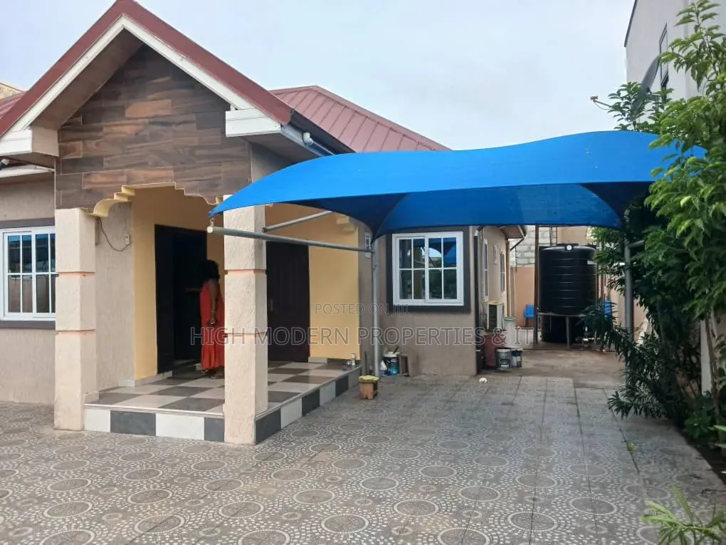 3bdrm House in Lashibi, Teshie for rent in Teshie