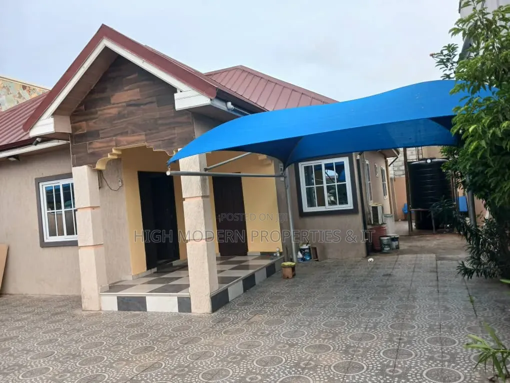 3bdrm House in Lashibi, Teshie for rent in Teshie