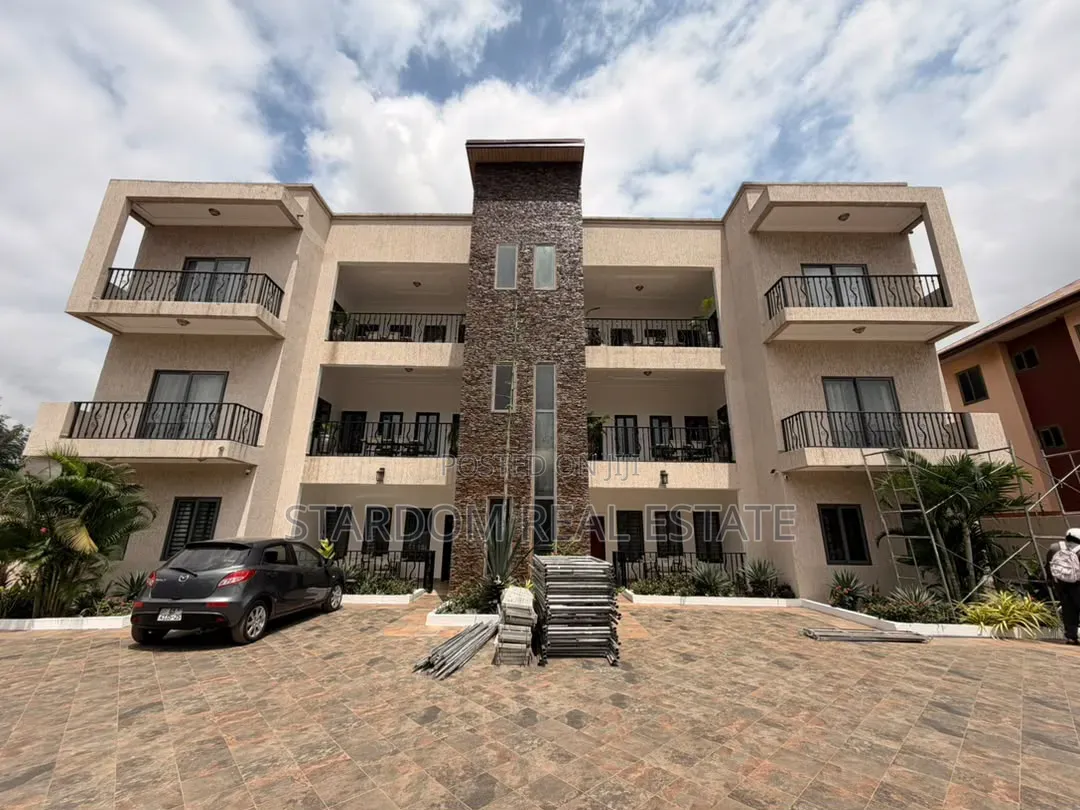 Furnished 2bdrm Apartment in Ashaley Botwe, School Junction for rent in School Junction