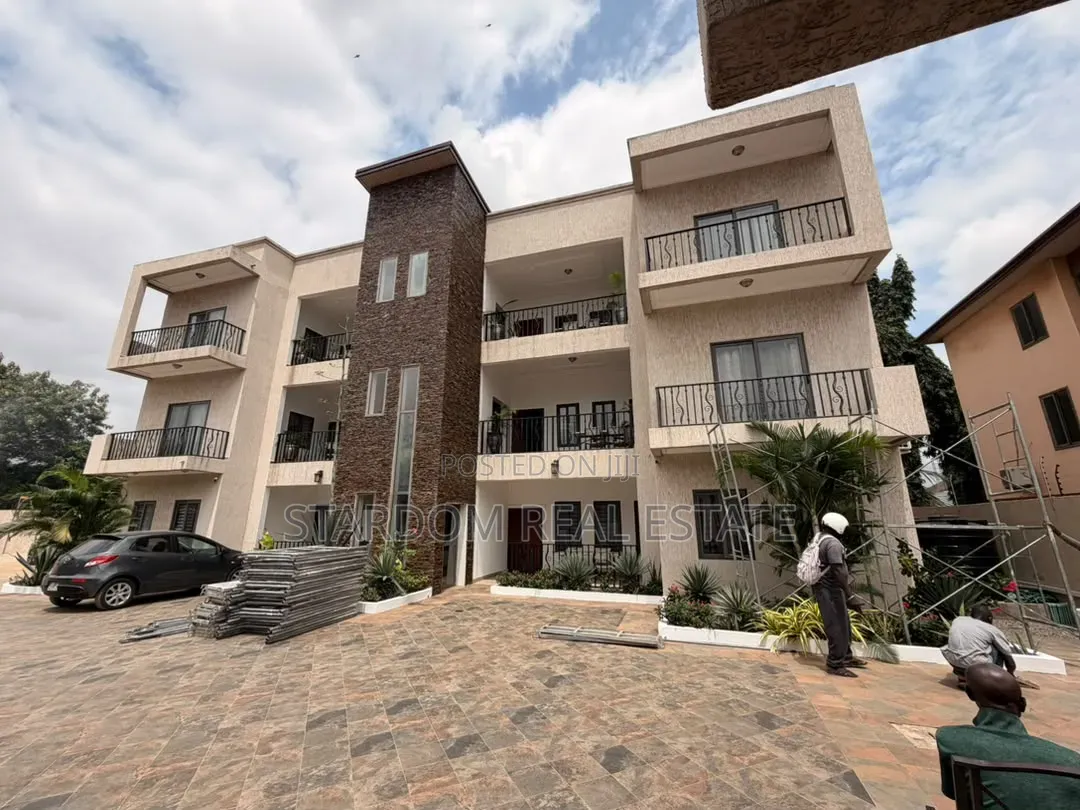 Furnished 2bdrm Apartment in Ashaley Botwe, School Junction for rent in School Junction