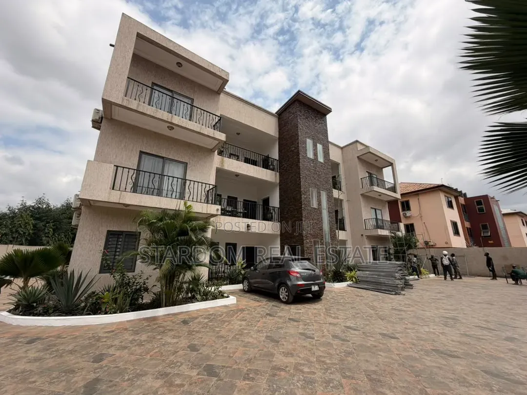 Furnished 2bdrm Apartment in Ashaley Botwe, School Junction for rent in School Junction
