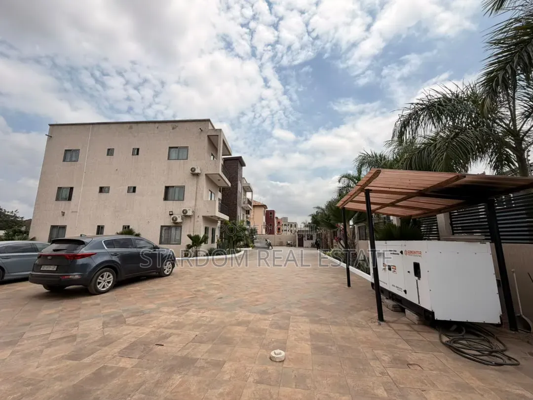 Furnished 2bdrm Apartment in Ashaley Botwe, School Junction for rent in School Junction