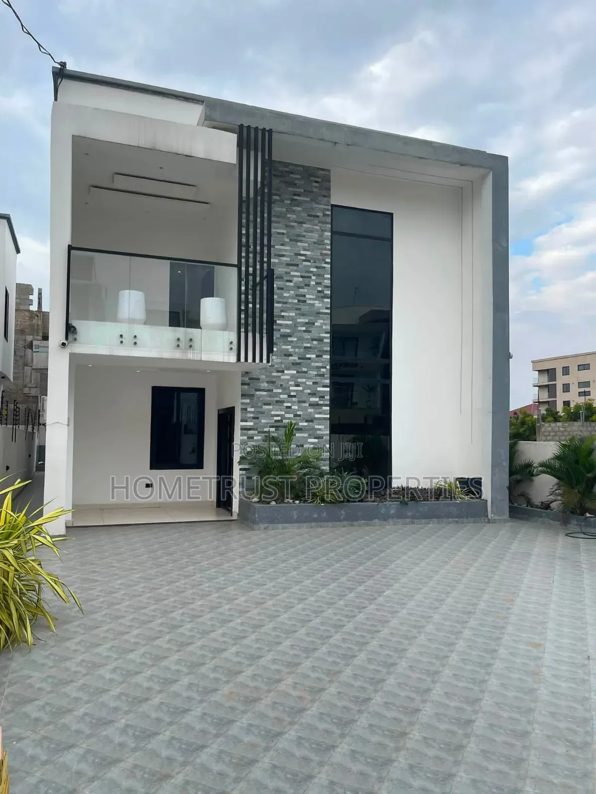 4bdrm Duplex in East Legon Hills, Police Station for sale in Police Station