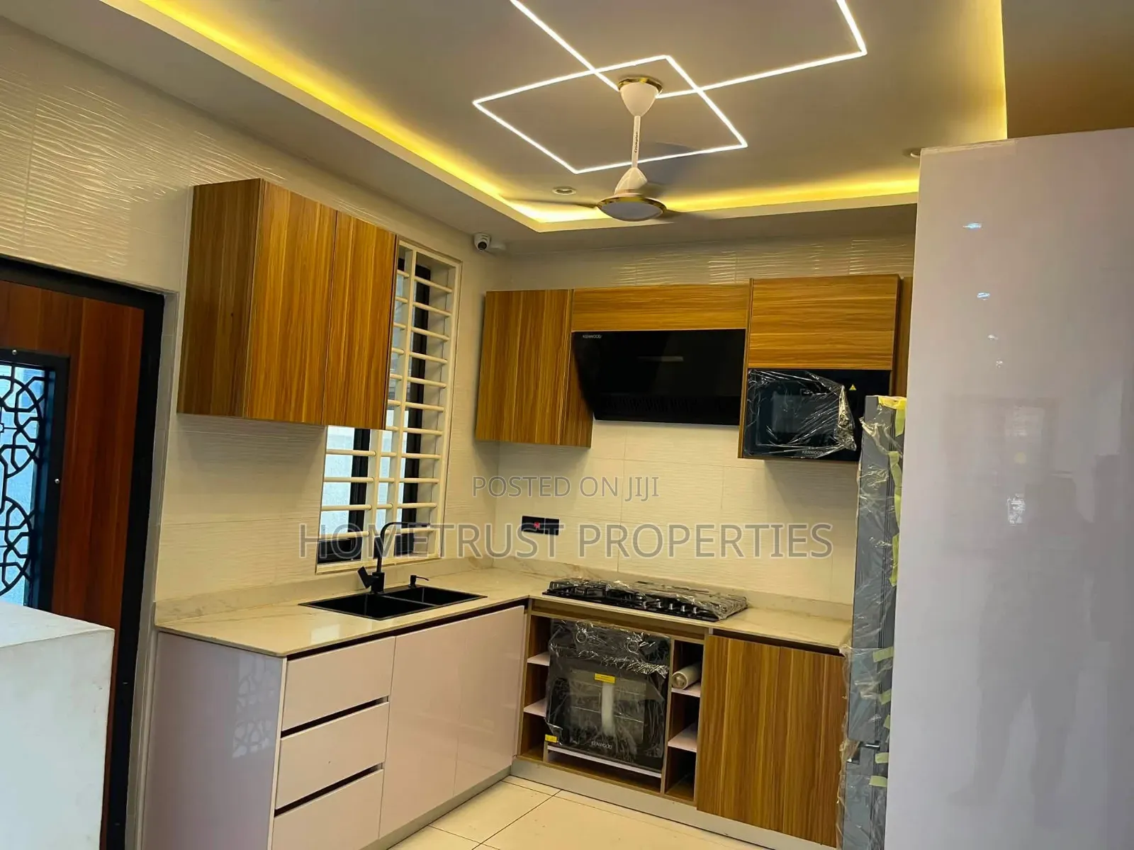 4bdrm Duplex in East Legon Hills, Police Station for sale in Police Station