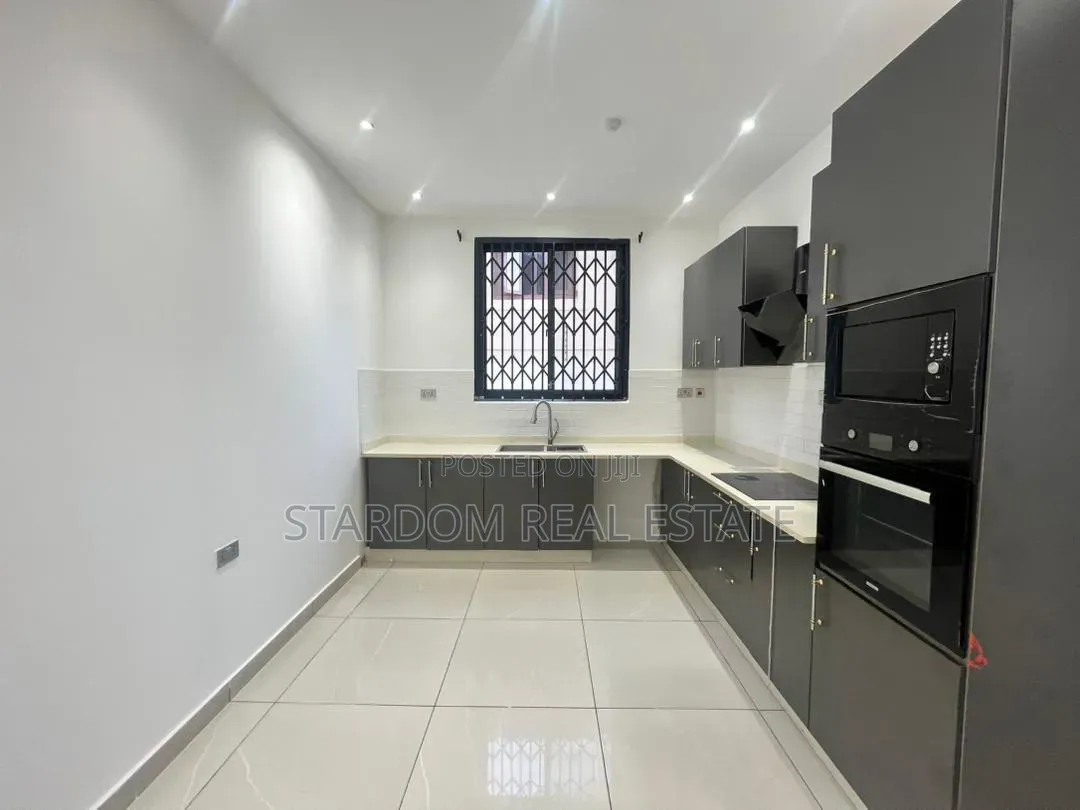 2bdrm Apartment in East Legon Mempeasem, Bawaleshie for rent in Bawaleshie