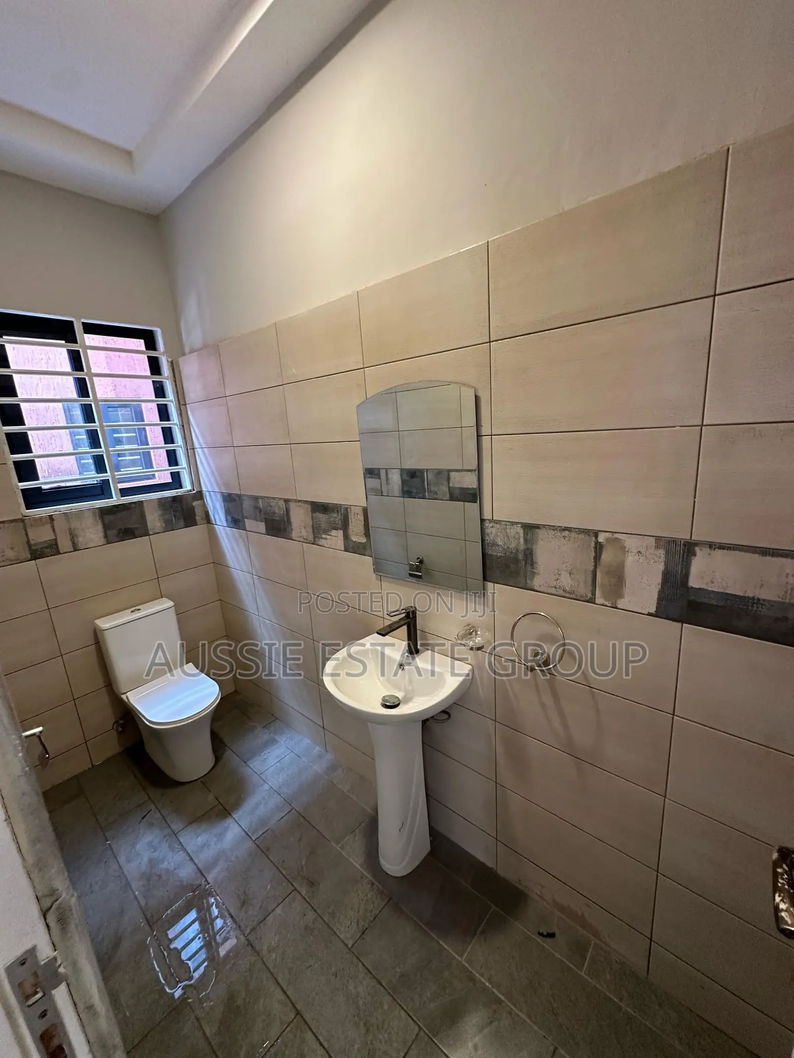 4bdrm Townhouse / Terrace in Aussie Estate, Oyarifa for rent in Oyarifa