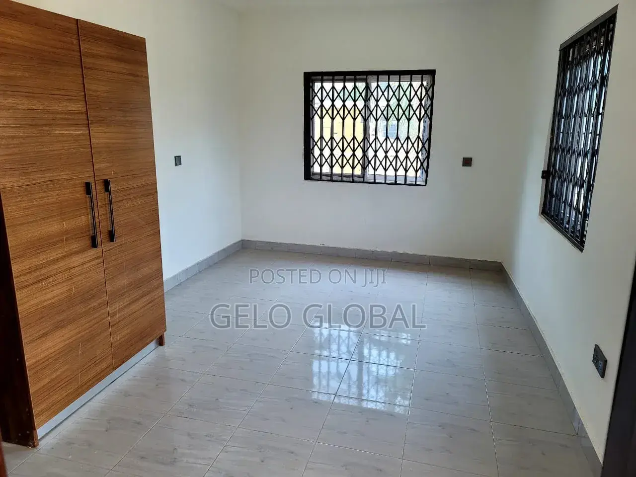2bdrm Apartment in Kumsark, East Legon for sale in East Legon