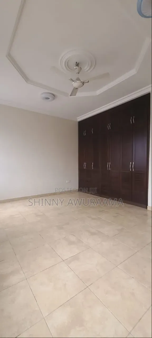3bdrm House in Lakeside Community 7 for rent in Lake Side Estate
