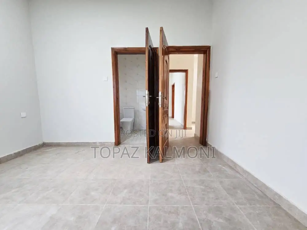2bdrm House in Nsawam Adoagyiri Municipal for sale in Nsawam Adoagyiri Municipal