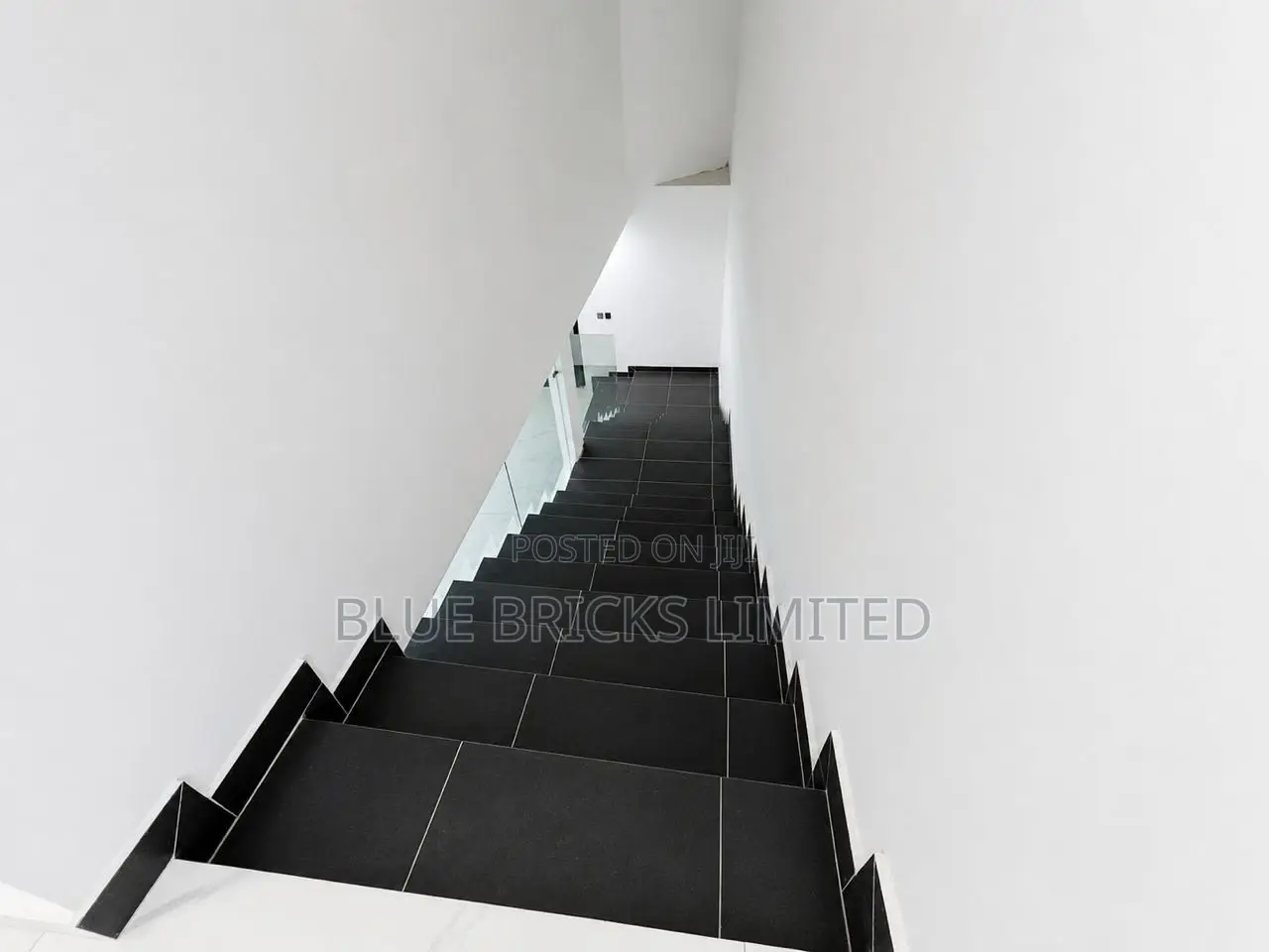 4bdrm House in East Legon Hills, Lake Side Estate for sale in Lake Side Estate