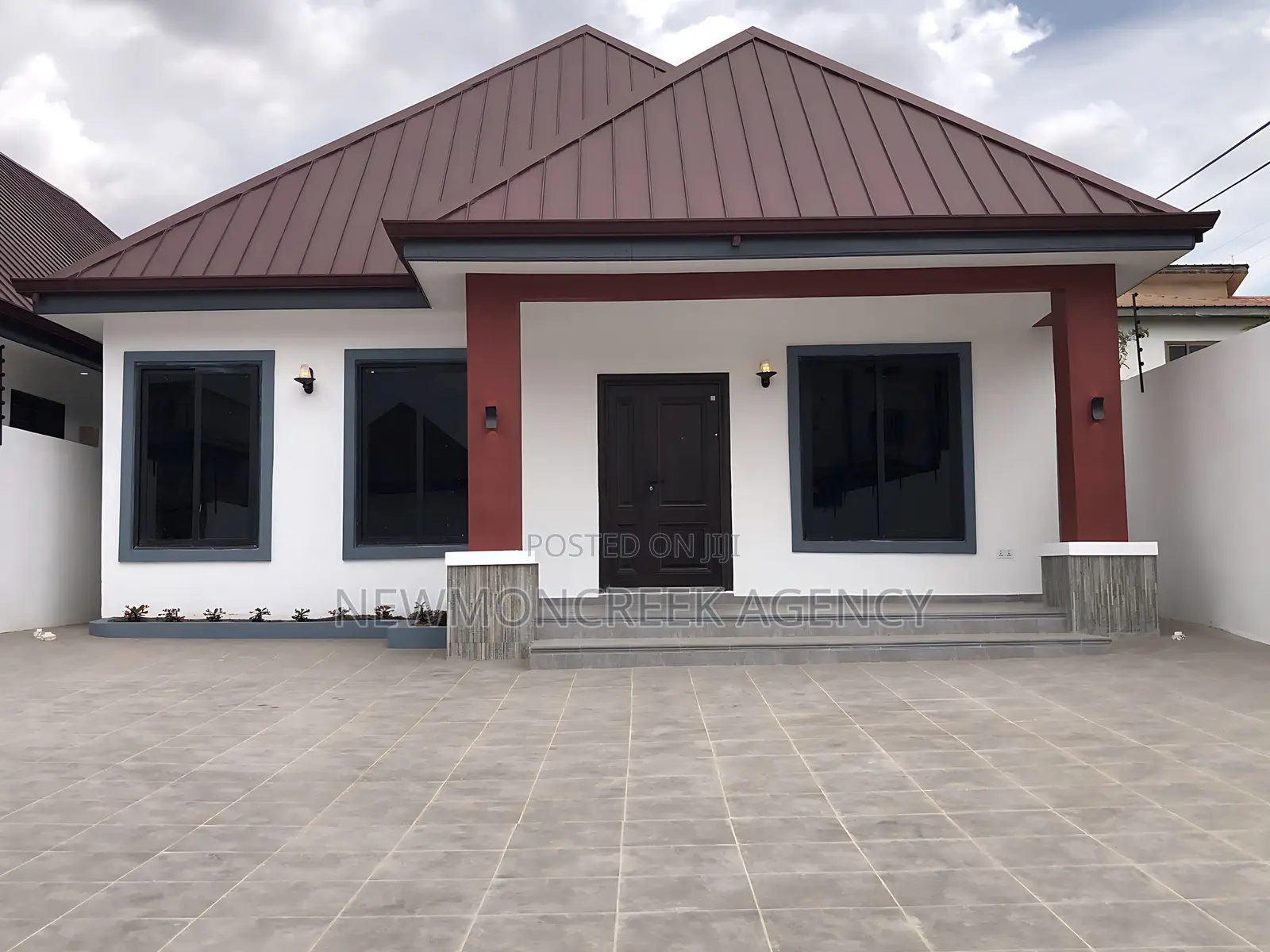 3bdrm Bungalow in Oyarifa, Accra Metropolitan for sale in Accra Metropolitan
