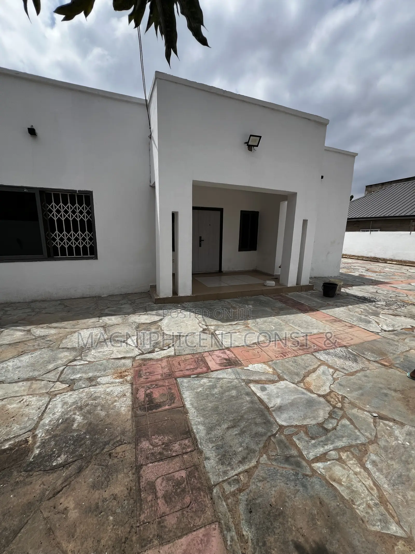 3bdrm House in Hills Estate, Ashaley Botwe for rent in Ashaley Botwe