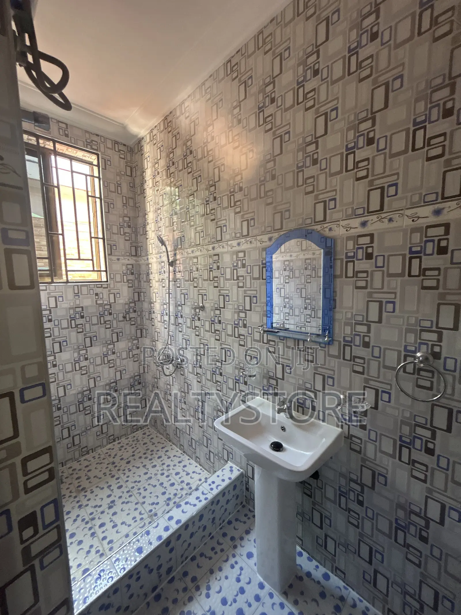 2bdrm Apartment in Atomic, Accra Metropolitan for rent in Accra Metropolitan