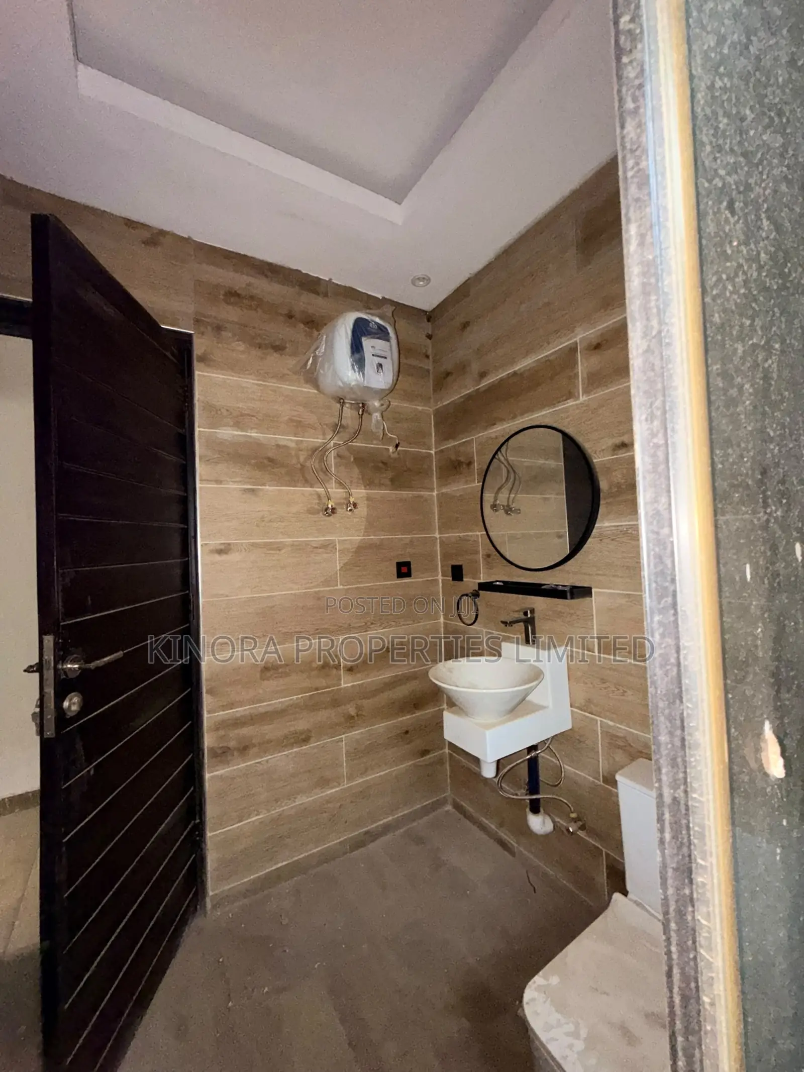 2bdrm Apartment in Westland-University for rent in West Legon