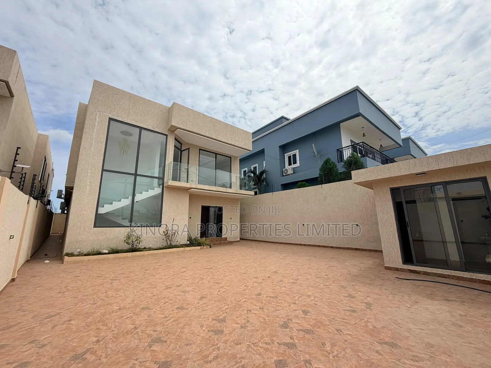 5bdrm Duplex in East Legon Ogbojo, Greater Accra for sale in Greater Accra
