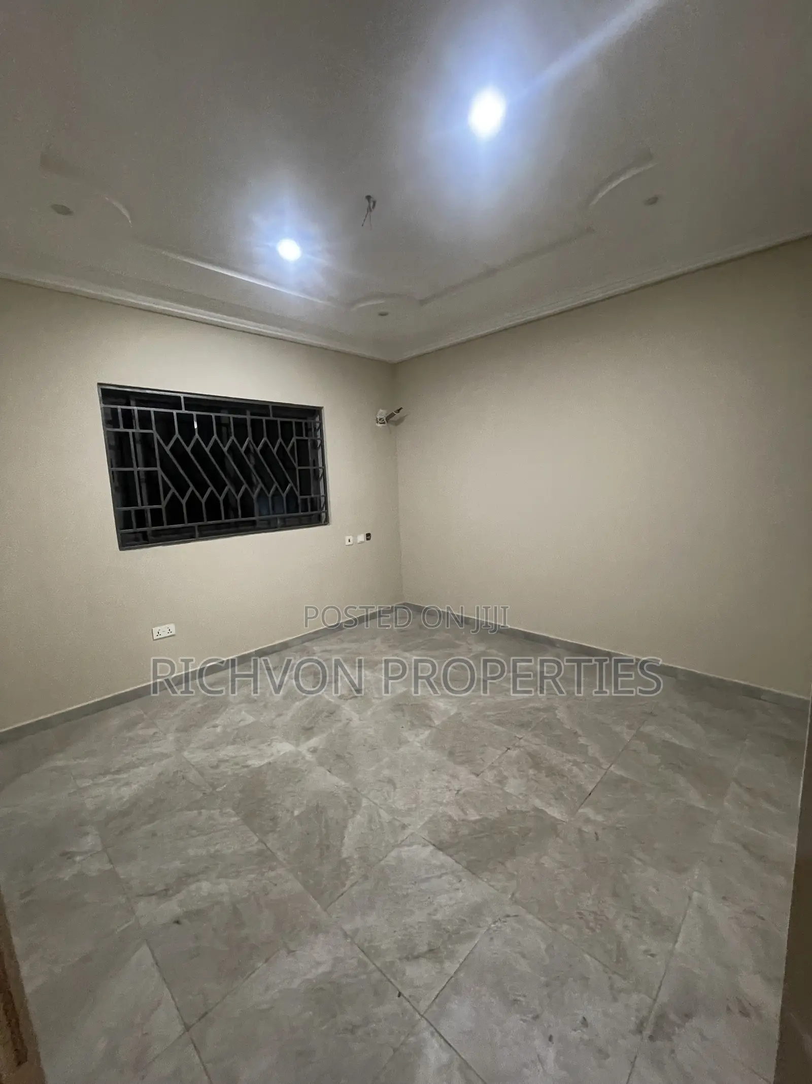 2bdrm Apartment in Richvon Properties, Baatsona Total for rent in Baatsona Total