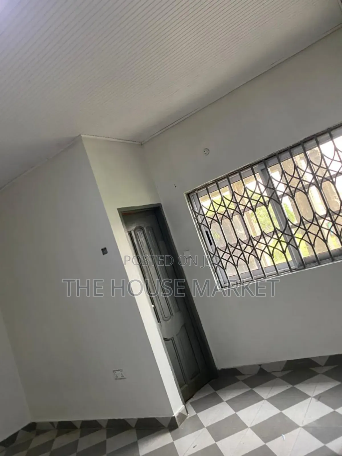 3bdrm House in Tamso Estate, Tarkwa Nsuaem for rent in Tarkwa Nsuaem