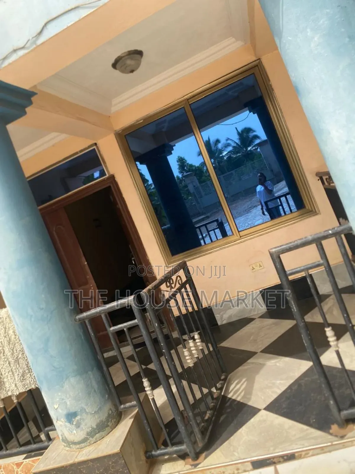 3bdrm House in Akyem Road, Tarkwa Nsuaem for rent in Tarkwa Nsuaem