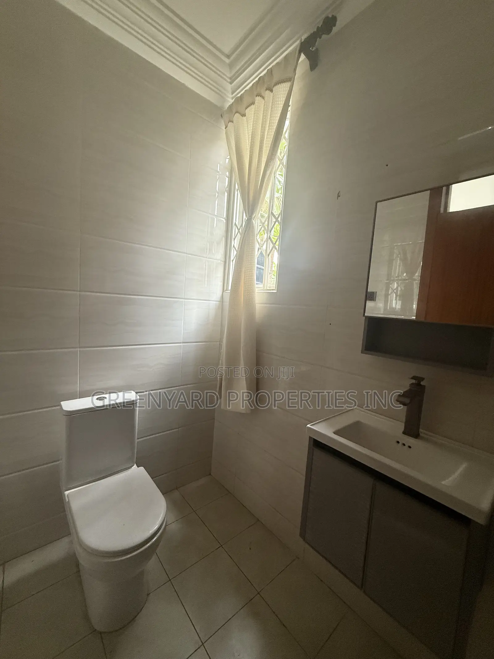 3bdrm Apartment in Mempasem, East Legon for rent in East Legon