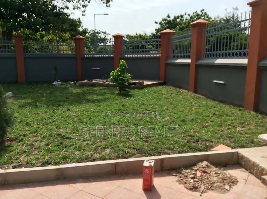 4bdrm House in Seekers Realty, Labone SHS Area for rent in Labone SHS Area