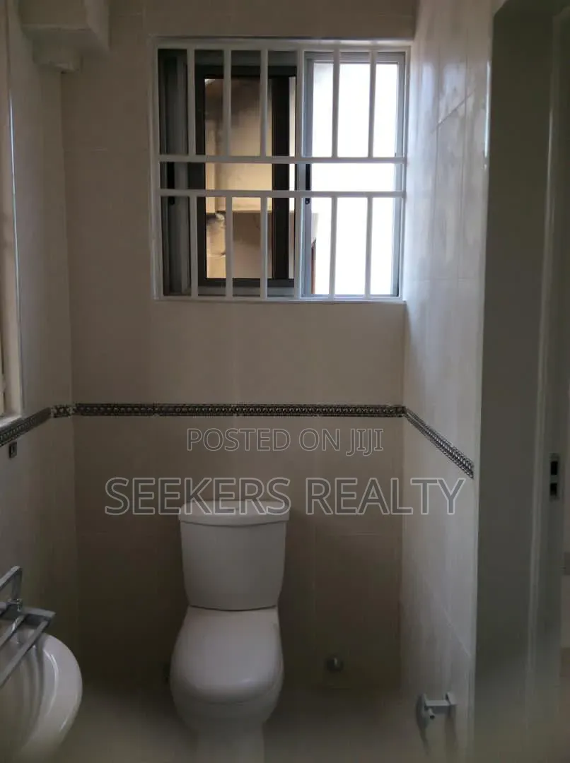 4bdrm House in Seekers Realty, Labone SHS Area for rent in Labone SHS Area