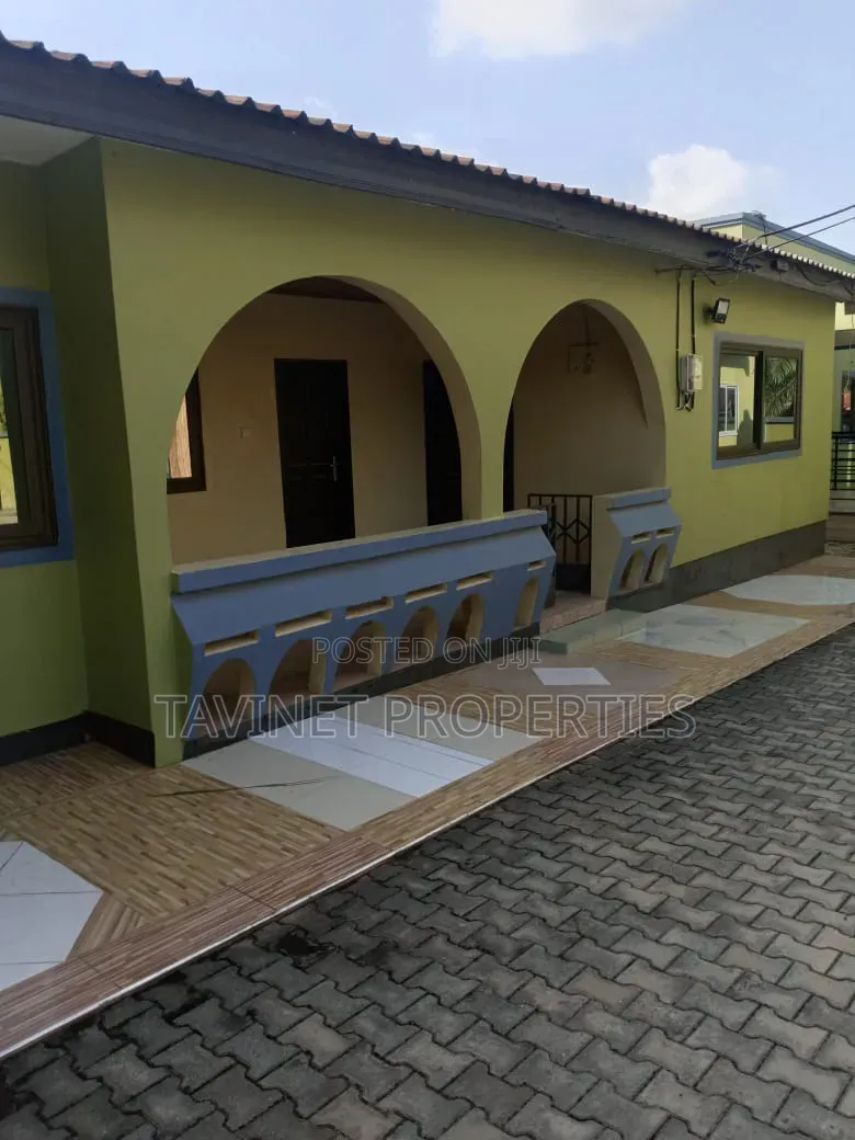 2bdrm House in Amasaman for rent in Amasaman