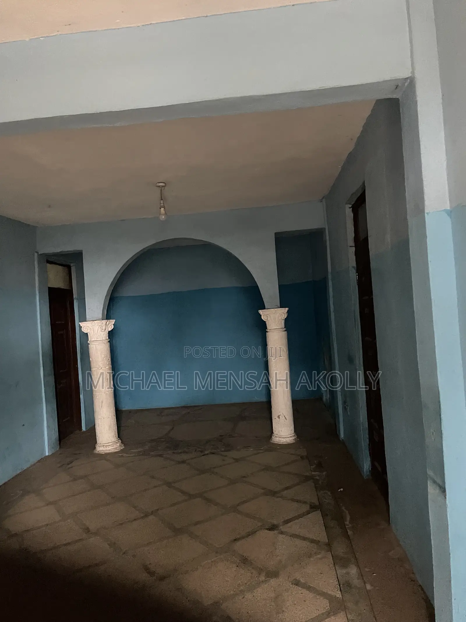8bdrm House in Ashongman Estate, Police Station for sale in Police Station
