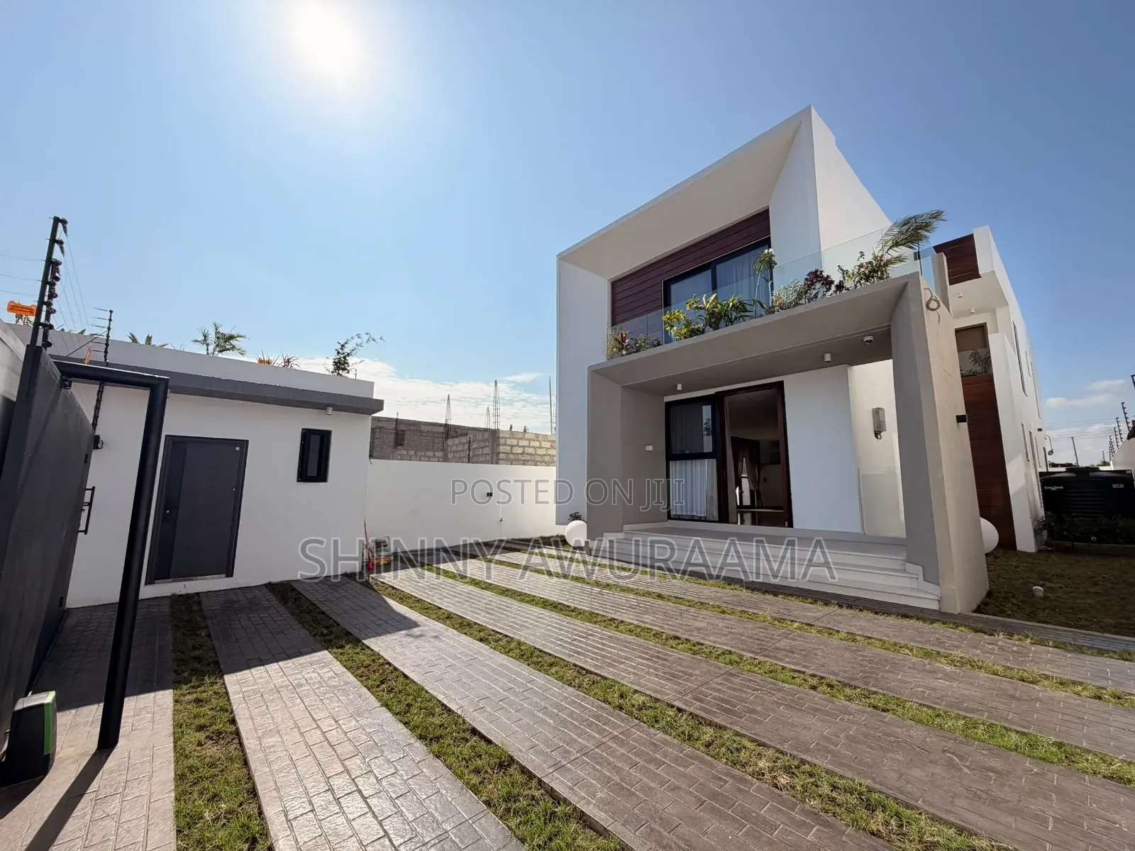 4bdrm House in East Legon Hills, School Junction for sale in School Junction