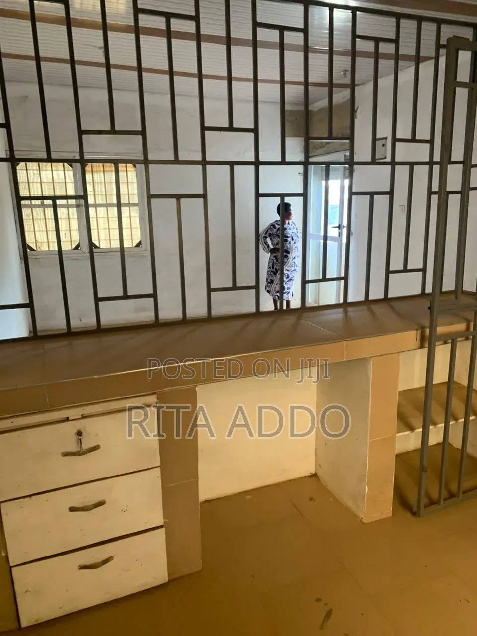 Shop for Rent in Lake Side Estate