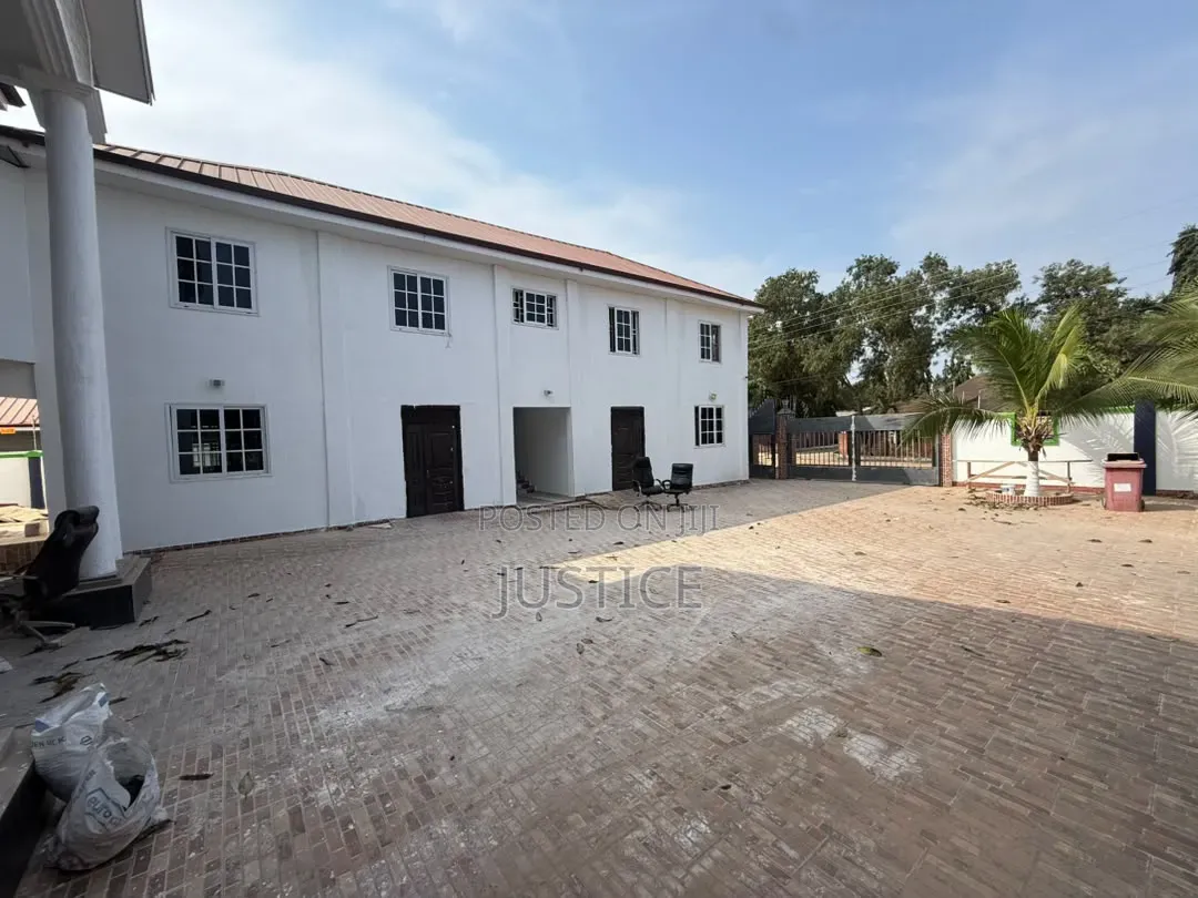 Fully Furnished 19 Beds Hospital Kasoa in Adade