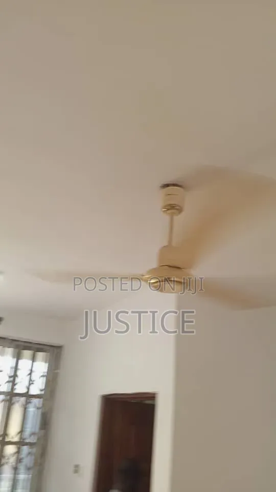 12bdrm Apartment in Ablekuma, Olebu for sale in Olebu