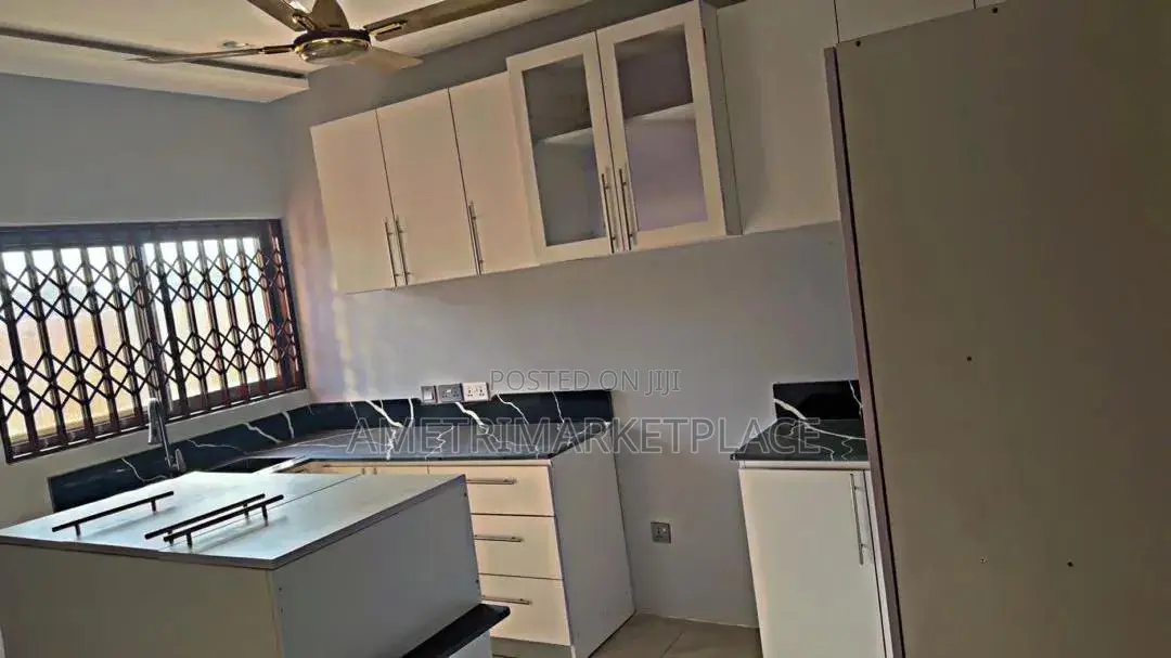 4bdrm House in Community 25 for sale in Community 25