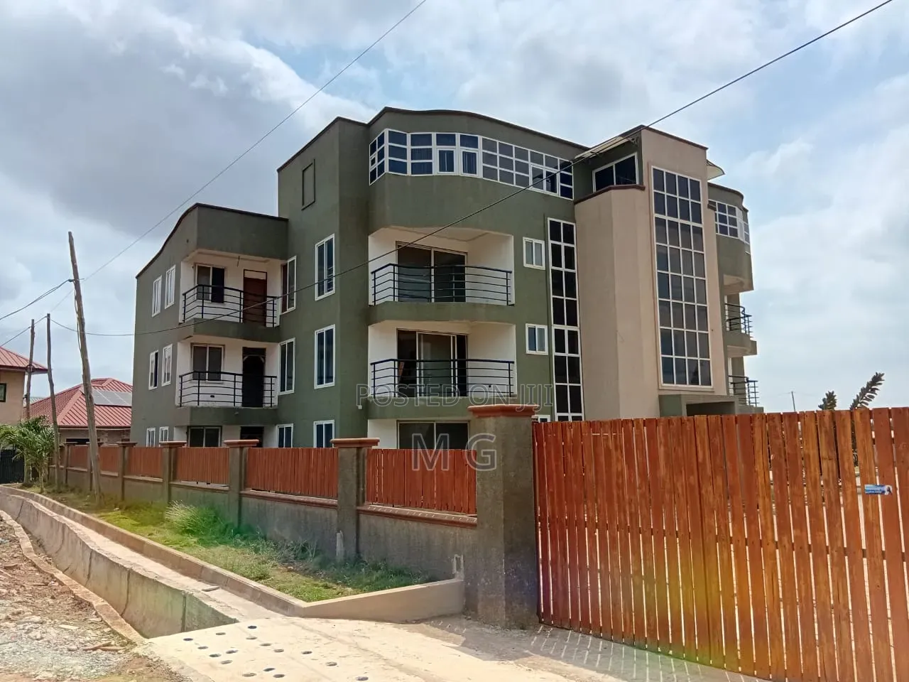 3bdrm Apartment in Dps Estate, Tema Metropolitan for rent in Tema Metropolitan