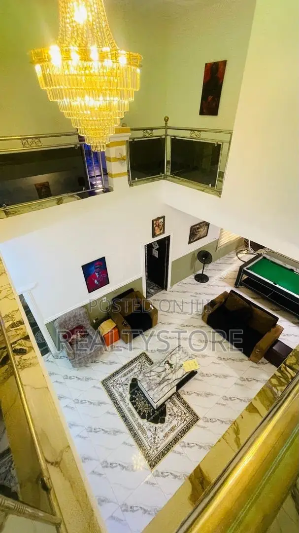 6bdrm Mansion in Ablekuma, Accra Metropolitan for sale in Accra Metropolitan