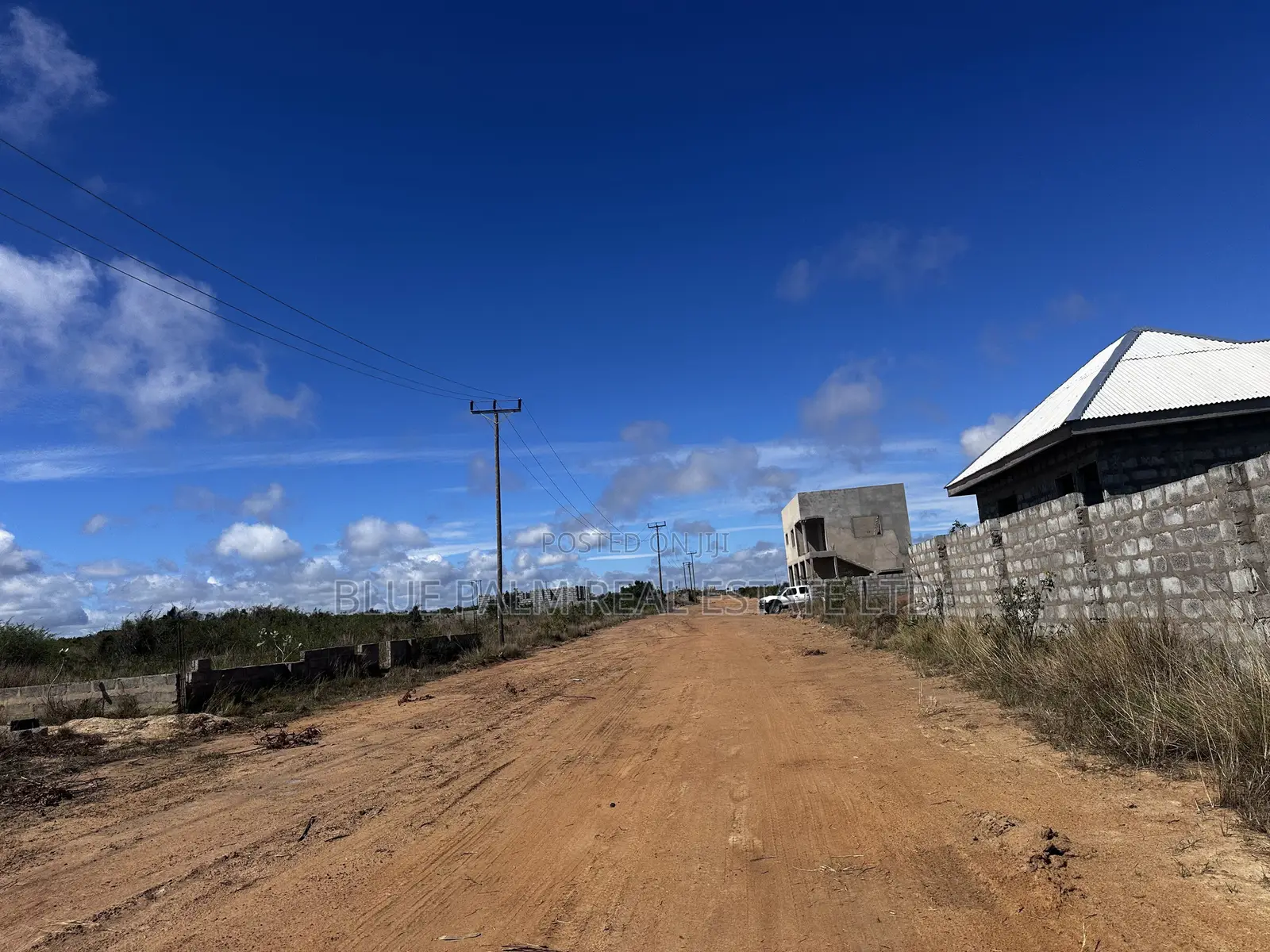 Luxury Meets Accesibility/ Tsopoli in Accra Metropolitan