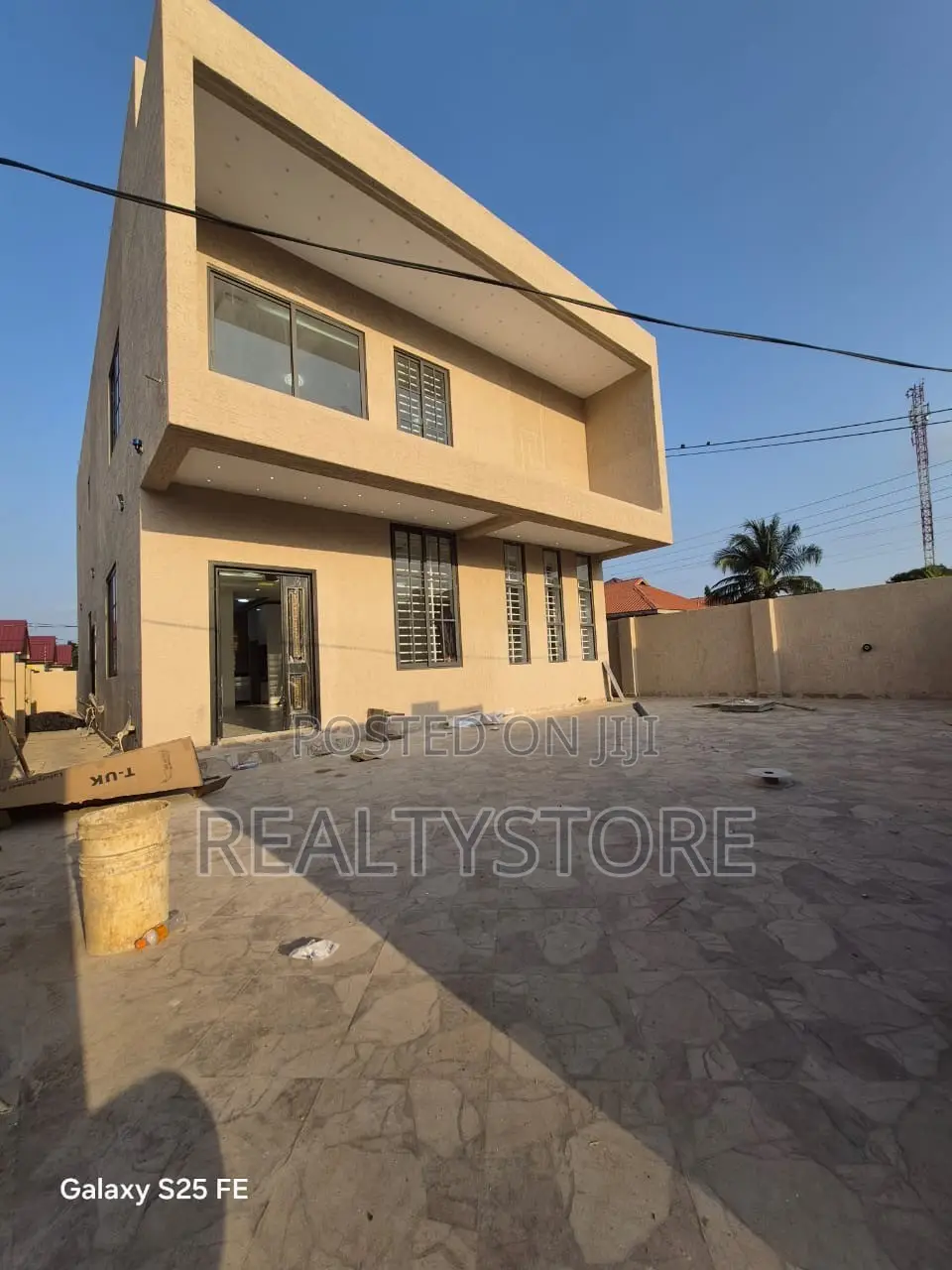 3bdrm House in Cozy Home, Accra Metropolitan for sale in Accra Metropolitan