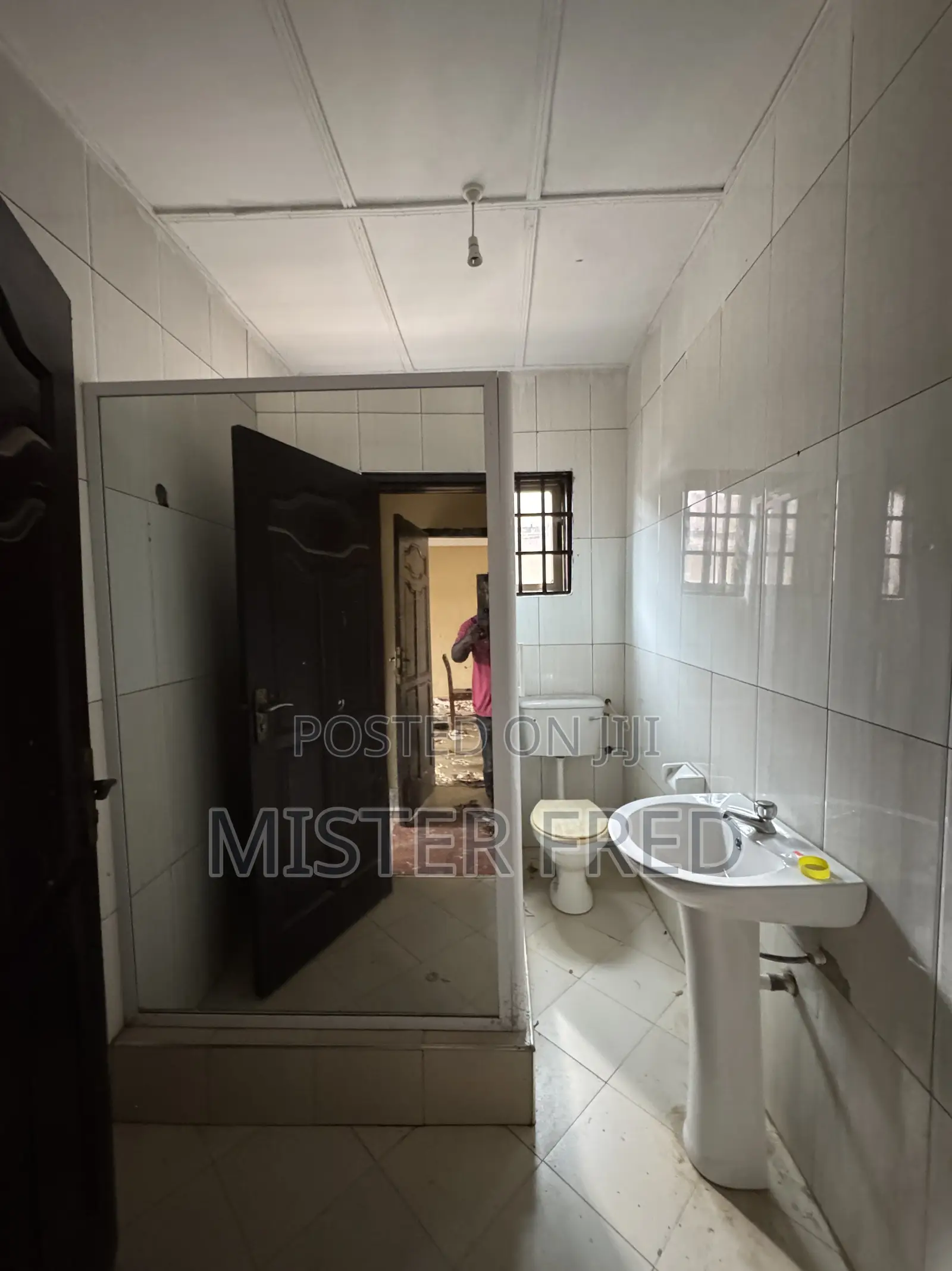 2bdrm Apartment in Redtop, Weija for rent in Weija