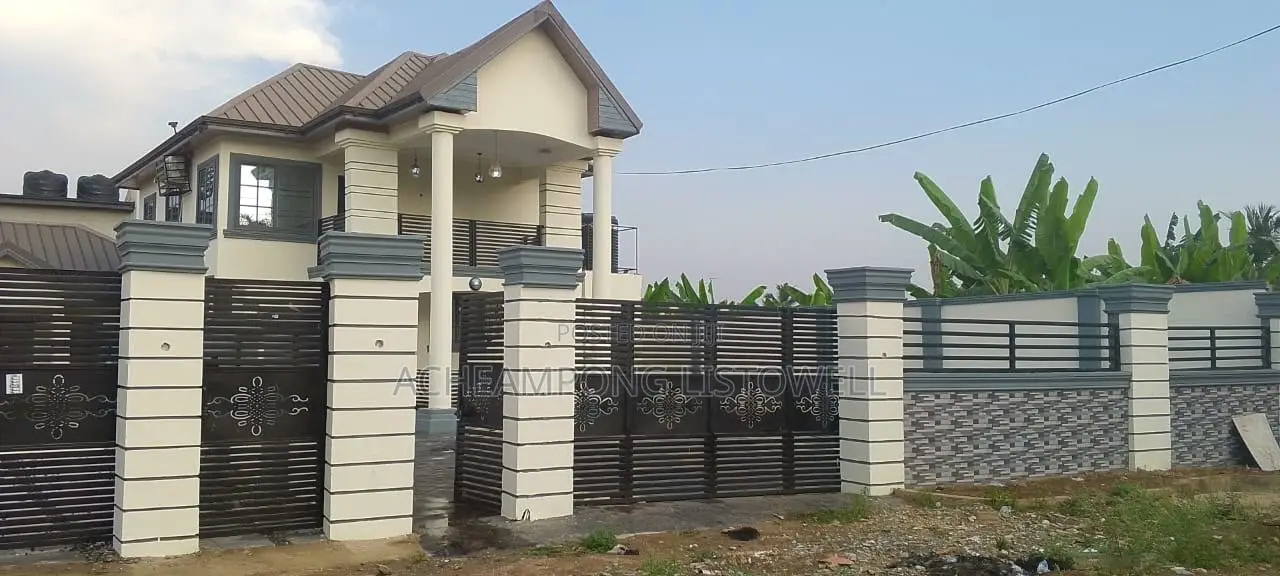 5bdrm House in Pokuase for rent in Pokuase