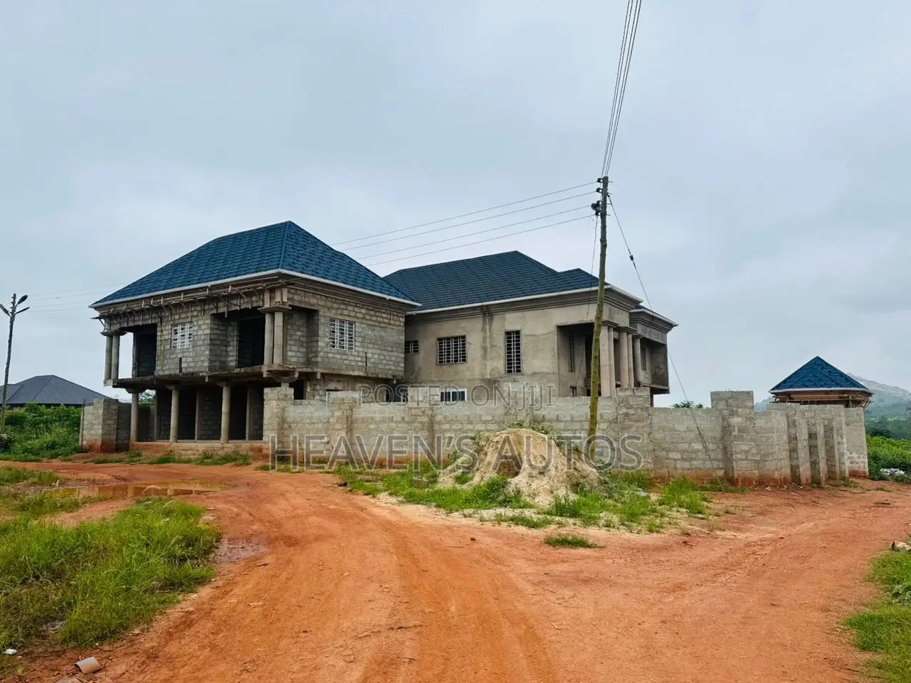 7bdrm Mansion in Asoreba Estate, Nsawam Adoagyiri Municipal for sale in Nsawam Adoagyiri Municipal