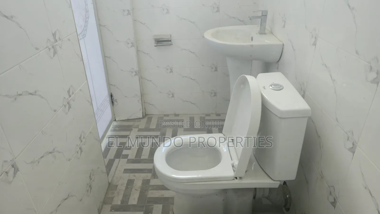 2bdrm Apartment in Kwadaso Siloam, Kumasi Metropolitan for rent in Kumasi Metropolitan