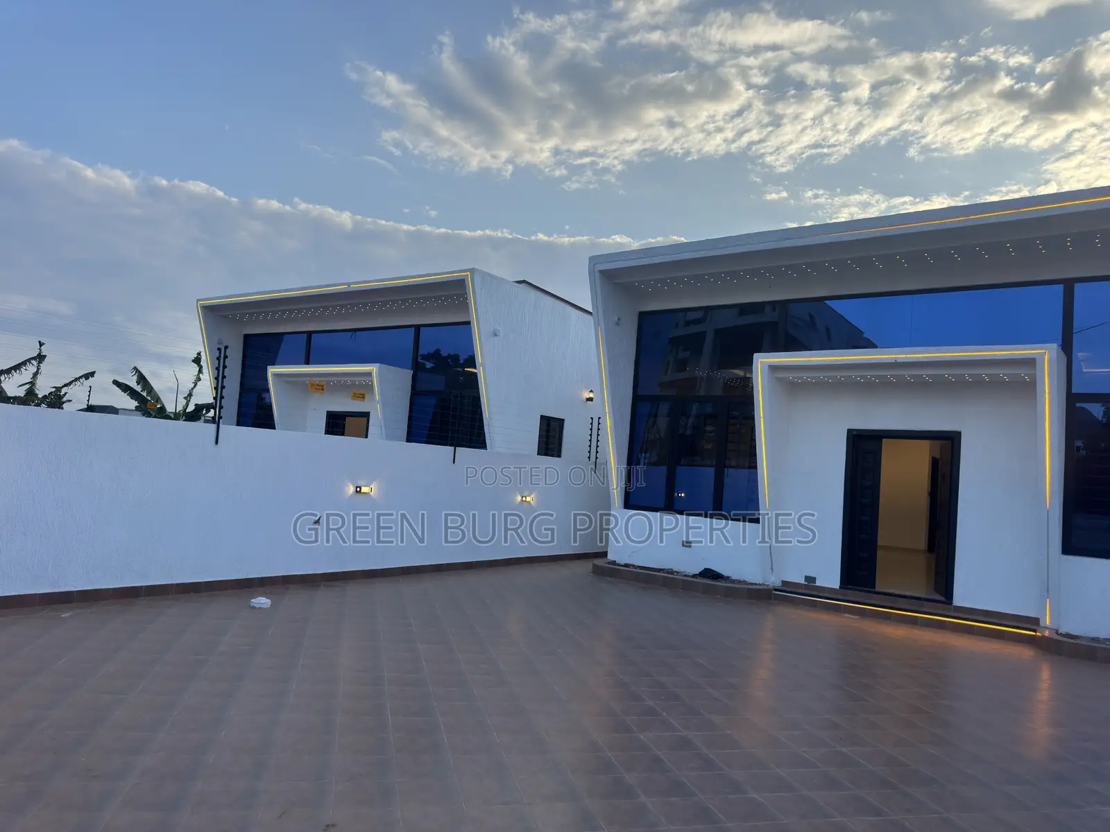 3bdrm House in Green, Oyarifa for sale in Oyarifa