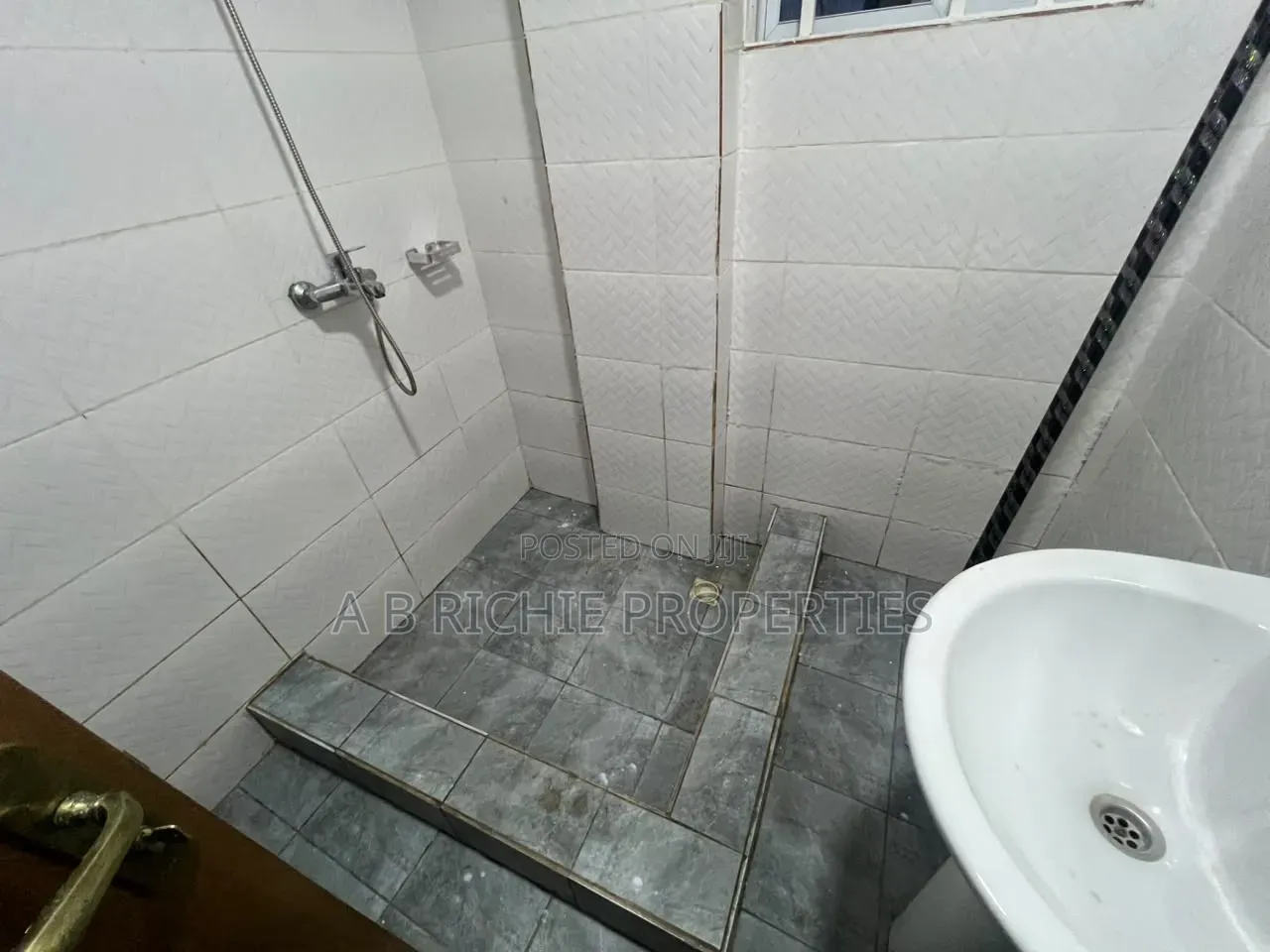 2bdrm Apartment in Ab Richie Properties, Tseaddo for rent in Tseaddo