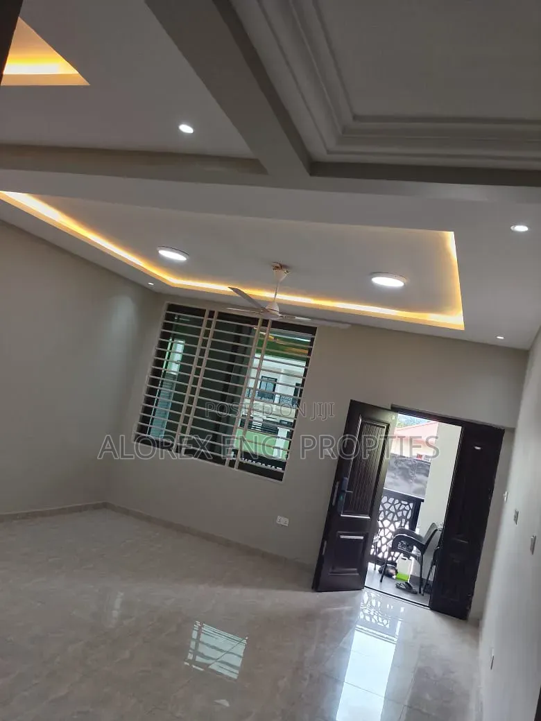 2bdrm Apartment in Oyarifa, Owusu Ansah for rent in Owusu Ansah