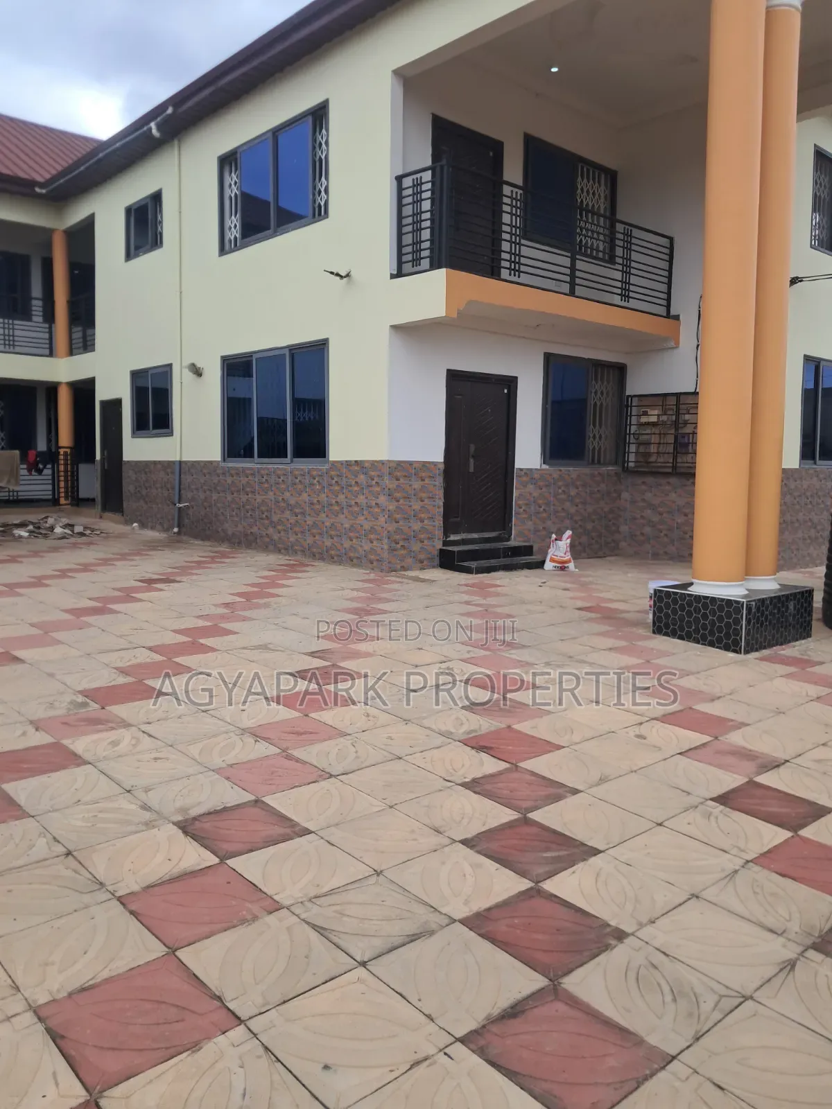 2bdrm Apartment in Doblogono, Amasaman for rent in Amasaman