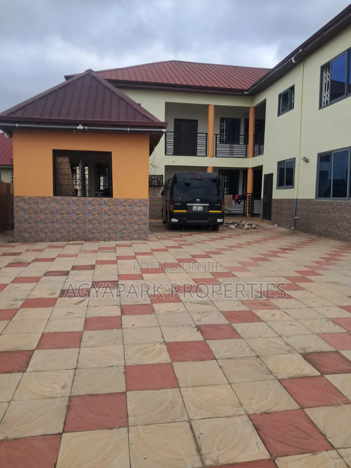 2bdrm Apartment in Doblogono, Amasaman for rent in Amasaman