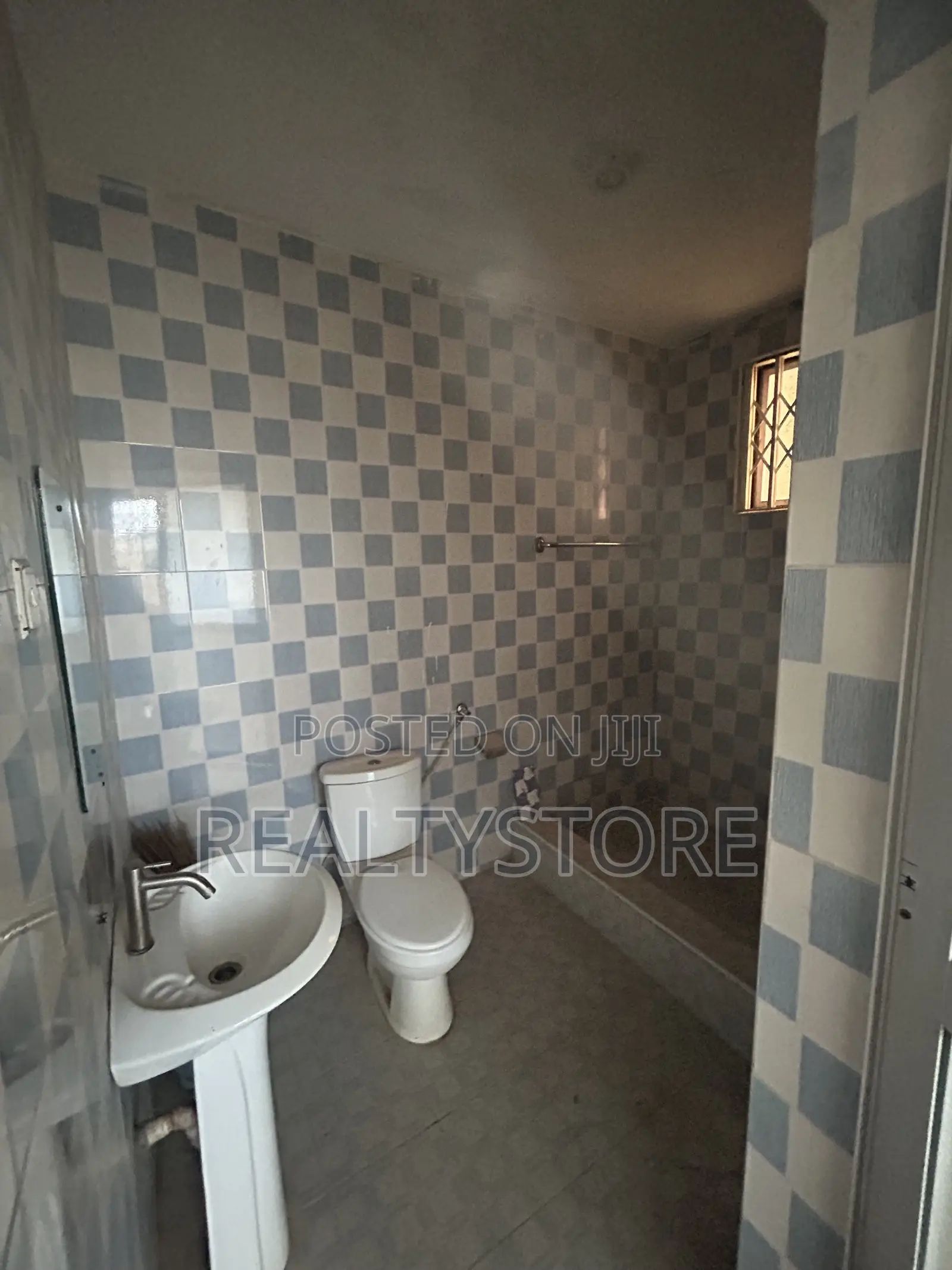 2bdrm Apartment in Cozy Home, Accra Metropolitan for rent in Accra Metropolitan