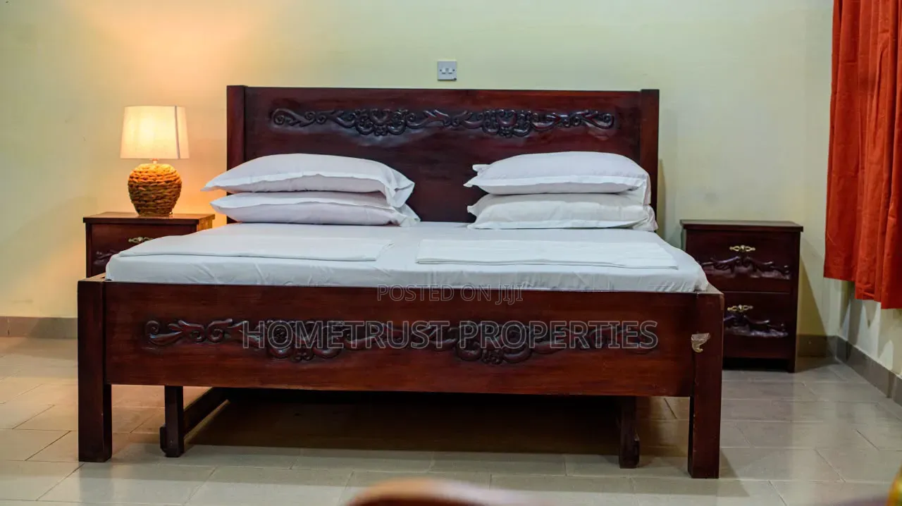 Furnished 4bdrm Duplex in Maccharty Hills for rent in MacCharty Hills